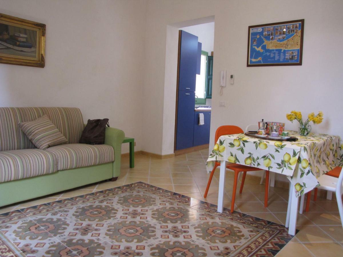 Appartamenti Residence Nonna Lucia Trapani Værelse billede